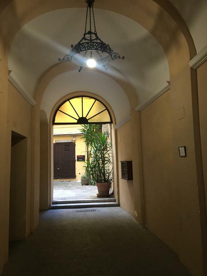 Behind Navona Apartment Rome Exterior photo